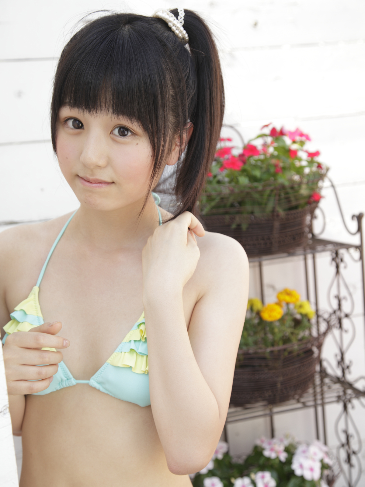 Pretty Japanese Girl in sexy bikini. So Cute!!!