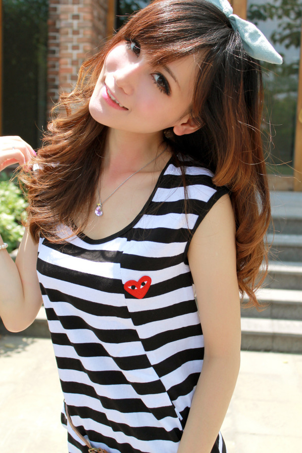 Asian sexy model poses in cute style.