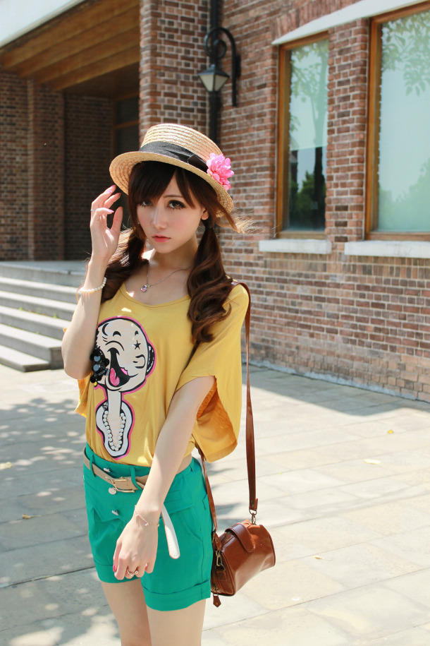 Asian sexy model poses in cute style.