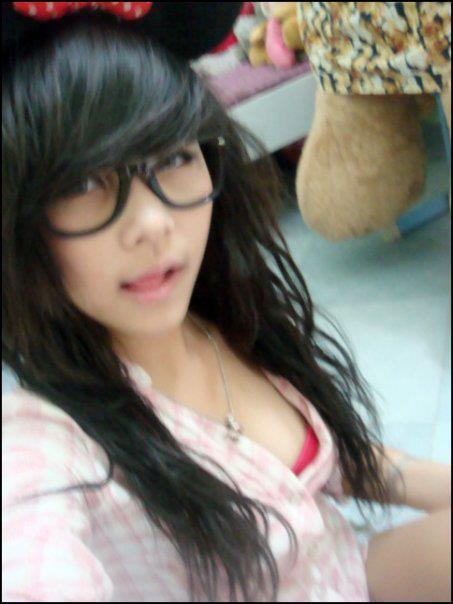 Asian lady are pretty with big size