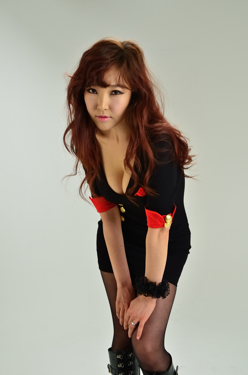 Korean lady Sexy Body with dress