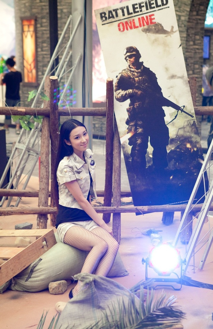 Pretty lady and Sexy with China Joy