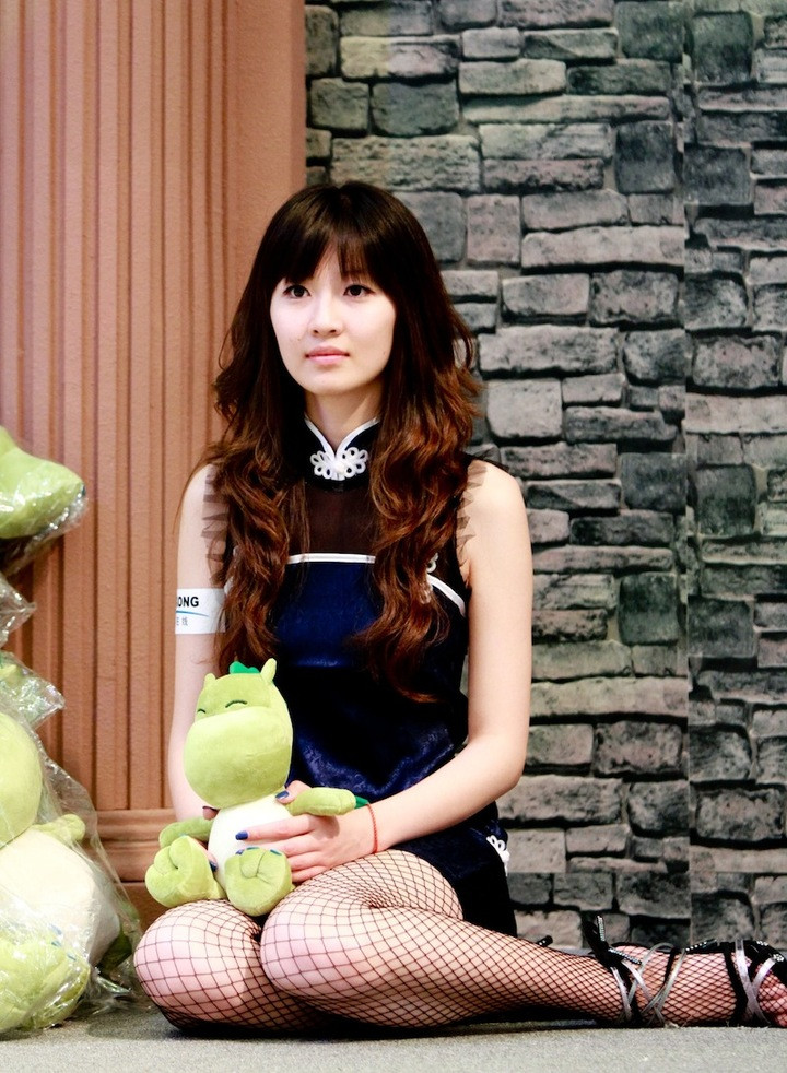 Pretty lady and Sexy with China Joy