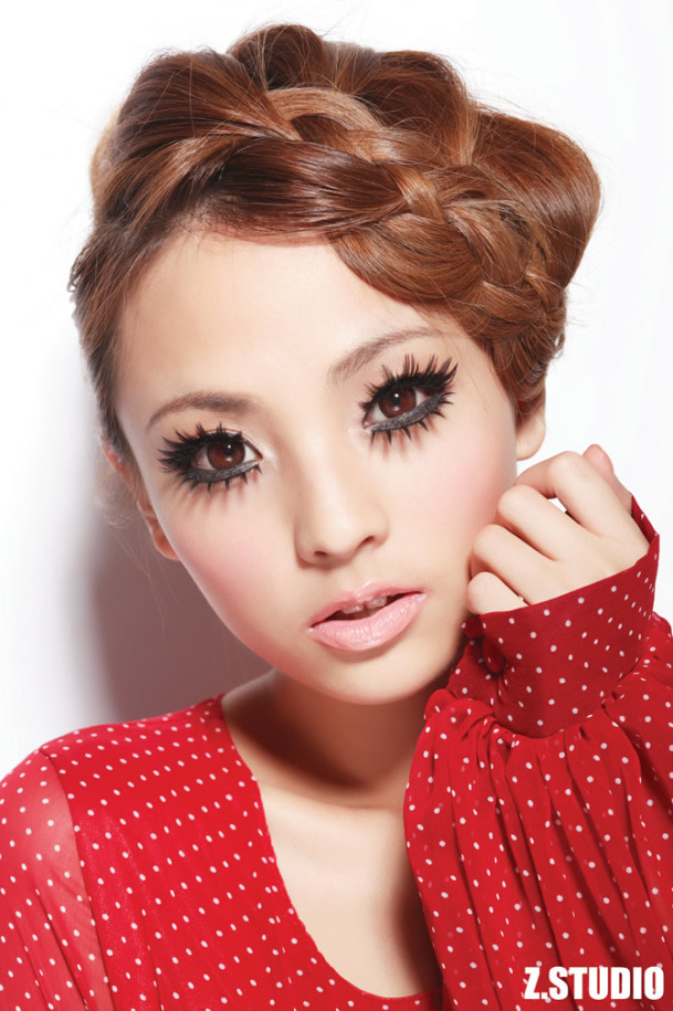 Beautiful Asian lady  in many style