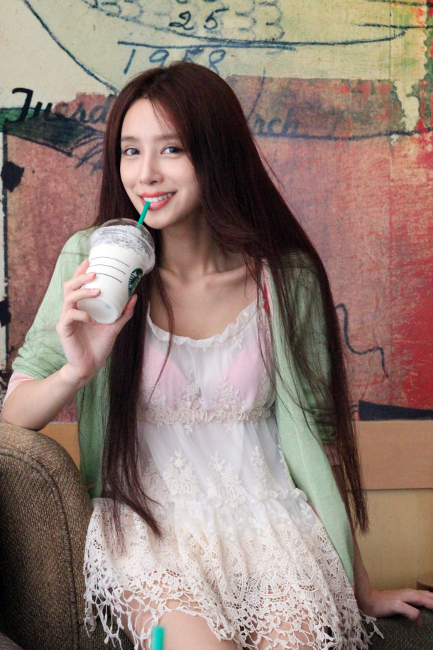 Beautiful Asian lady  in many style