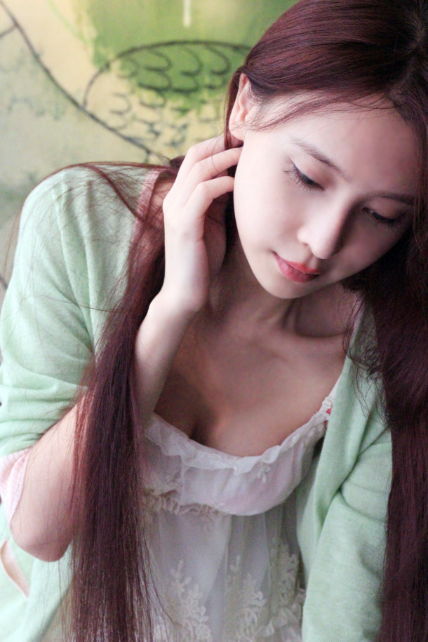Beautiful Asian lady  in many style