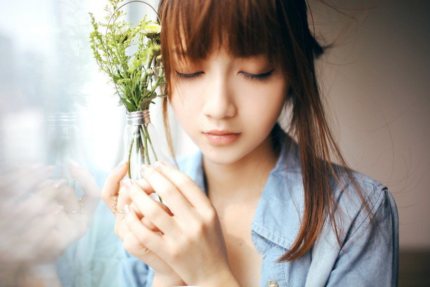 Beautiful Asian lady  in many style
