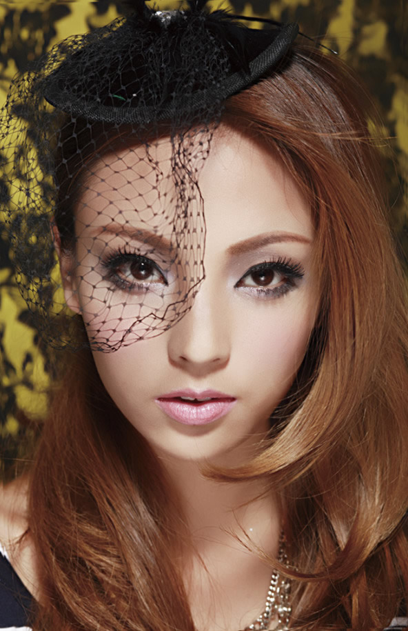 Beautiful Asian lady  in many style