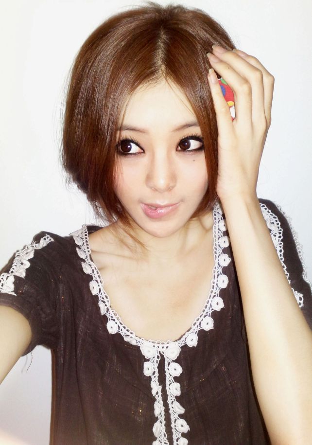 Beautiful Asian lady  in many style