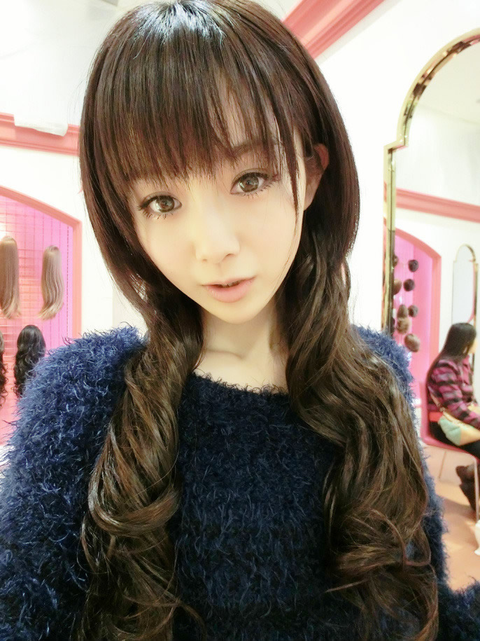 Beautiful Asian lady  in many style