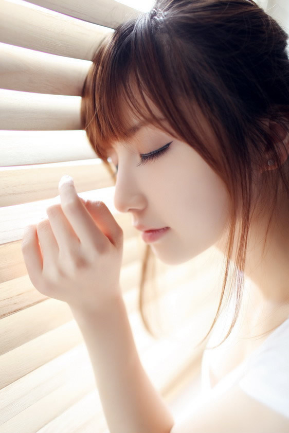 Beautiful Asian lady  in many style