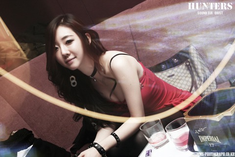 Sexy Korean lady in Night club