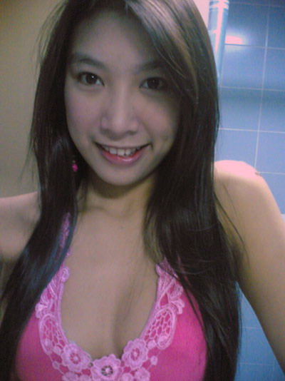 Asian Hot girl so cute and sexy