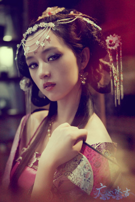 Chinese lady so beautiful with native costume