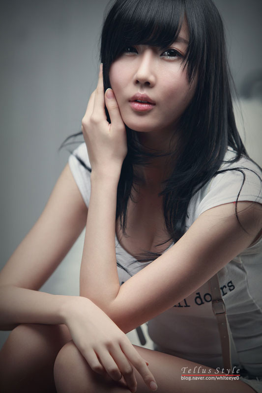 Choi Byul-I Aisian model