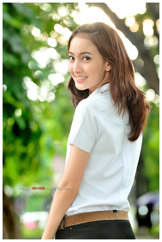 Taew, Thai student beautiful girl
