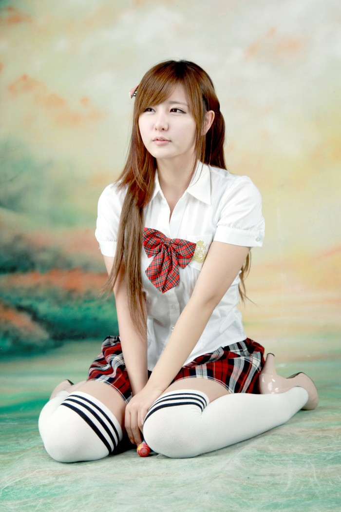 Ryu Ji Hye Korean Model in Student uniform