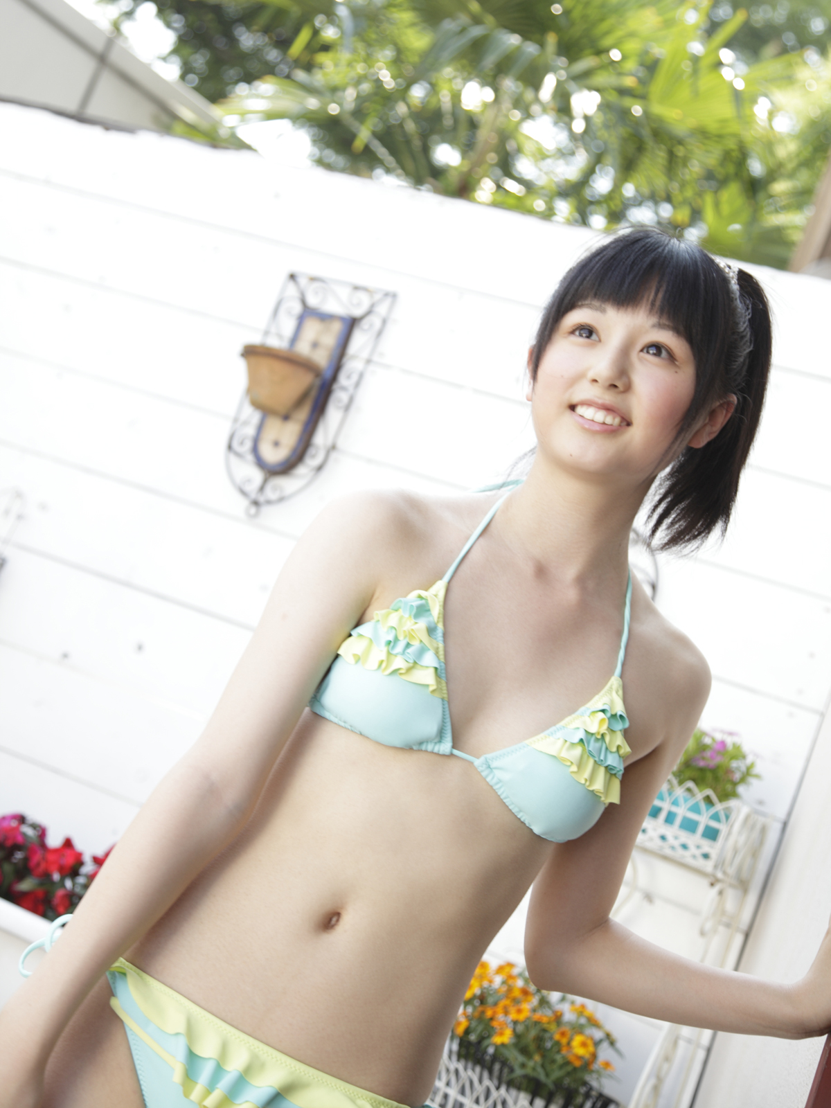 Pretty Japanese Girl in sexy bikini. So Cute!!!