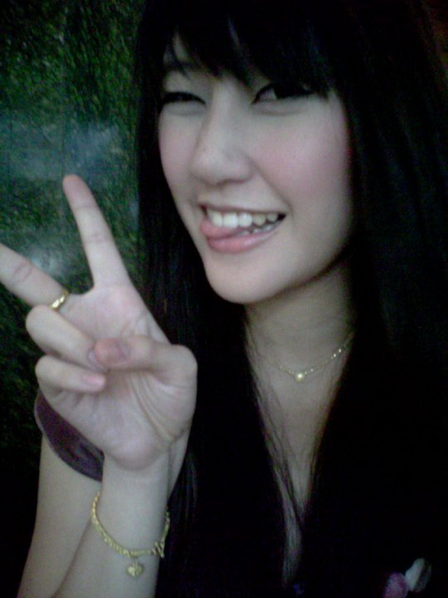 Pretty Thai girl. Photo posted on Hi5