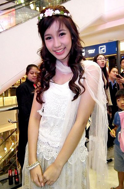 Tewee, junior Thai super Star, She so beautiful