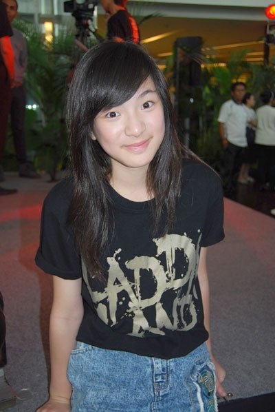 Pun-Pun Pretty little girl thai super star