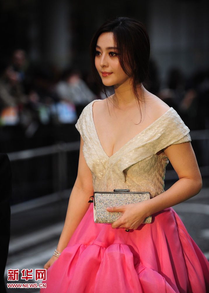 Asian celebrities sexy dress. page - Milmon Sexy PicPost