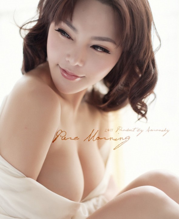 Pure (Awesome) Morning Chinese model lady from MOKO