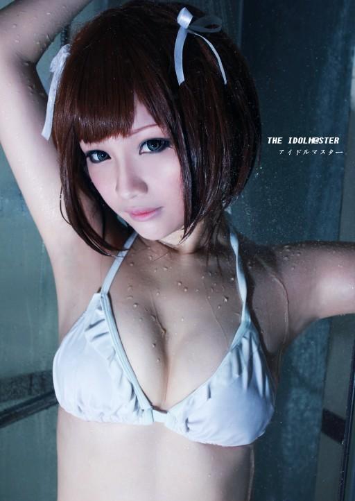 Men Coser Barbie girl with cute swimsuit