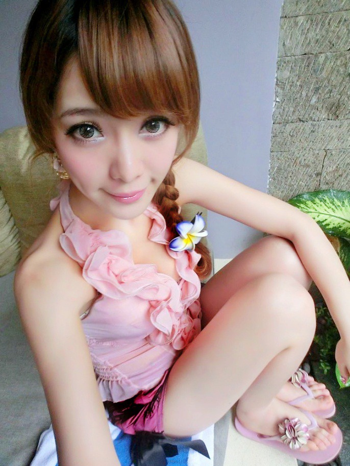 Gaia Chinese Little Girl so Cute