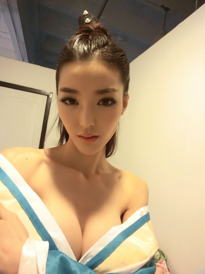 Li Yingzhi Sexy Chinese lady so beautiful