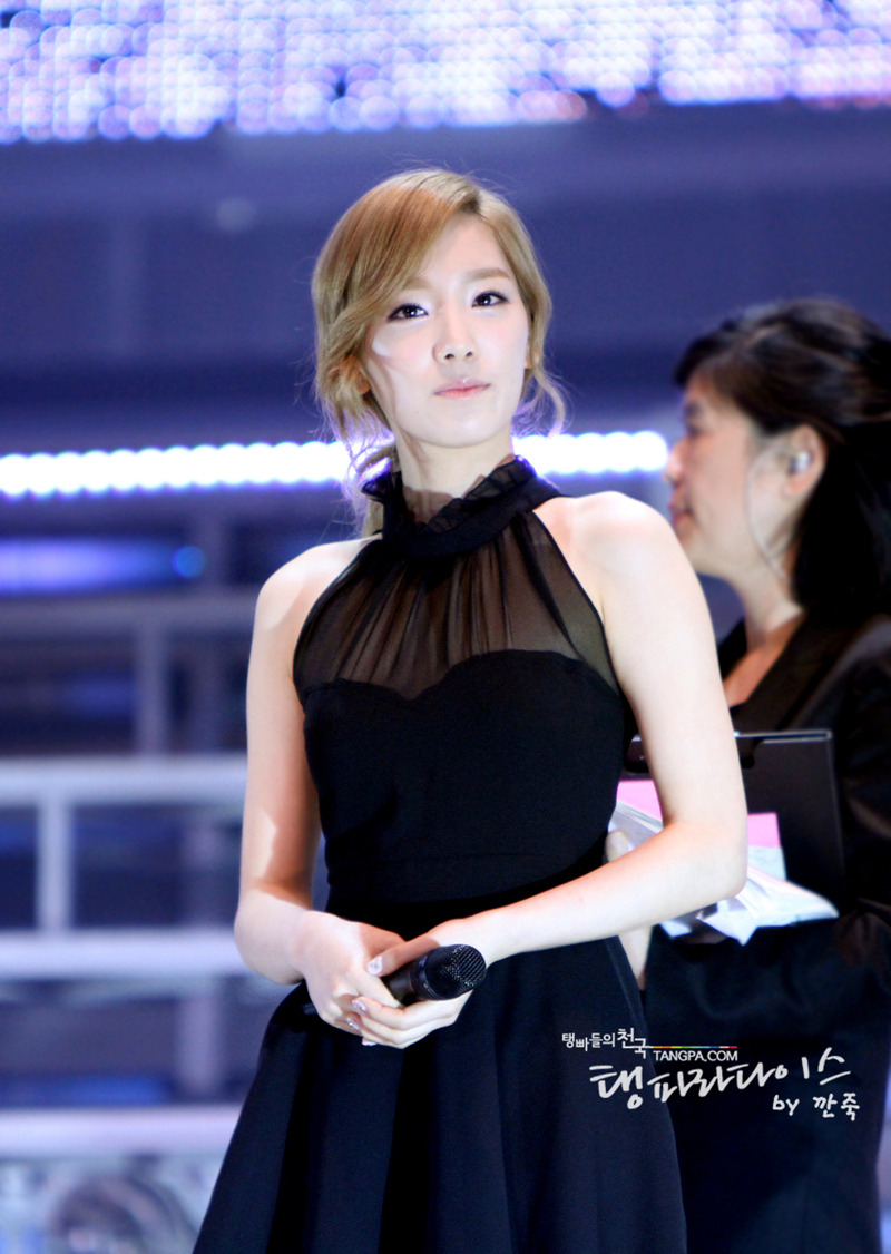 TaeYeon Top Korean Super Star, she is perfect lady