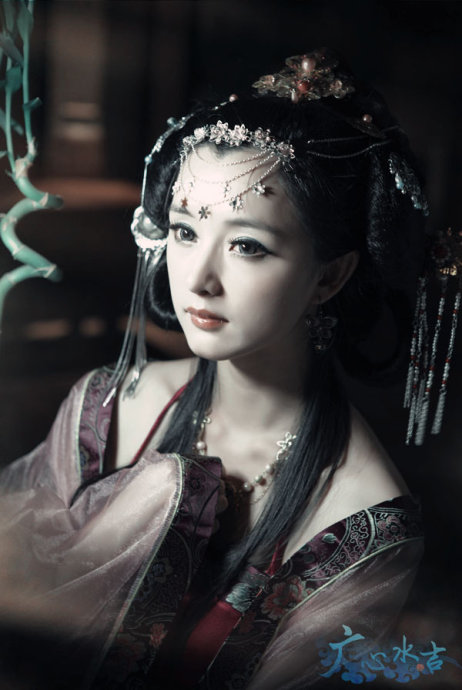 Chinese lady so beautiful with native costume