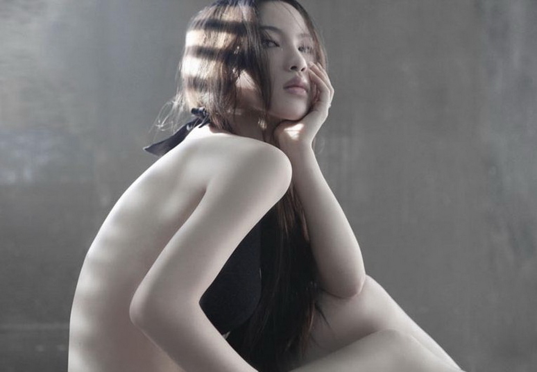 Cica Zhou Wei Tong Chinese lady Super Model so Sexy