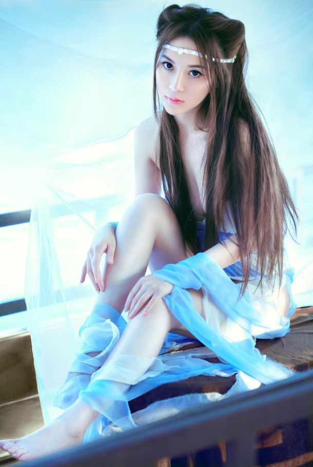Jiang Yihan Cute Hong Kong Super Model lady sexy with black silk