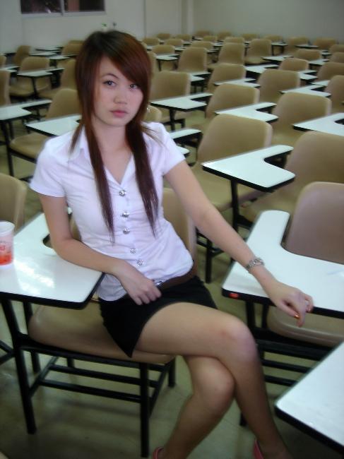 Thai Student lady Beauty and so cute.