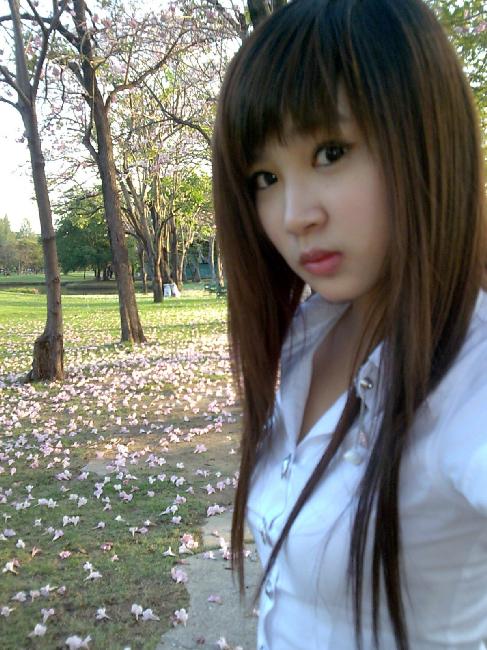 Thai Student lady Beauty and so cute.