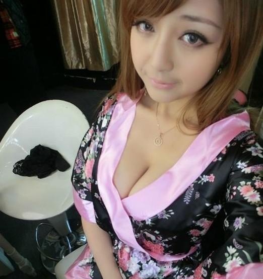 Li Meng Tien Asian lady Fox Sister with photo private self-time so cute