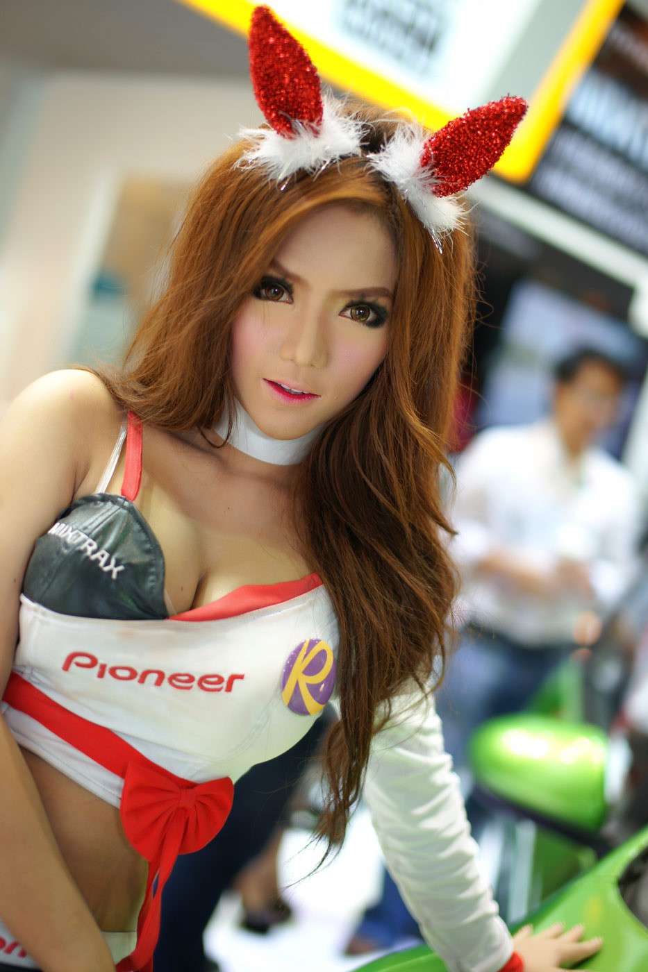 Pretty Thai lady of Pioneer Company, so Sexy 