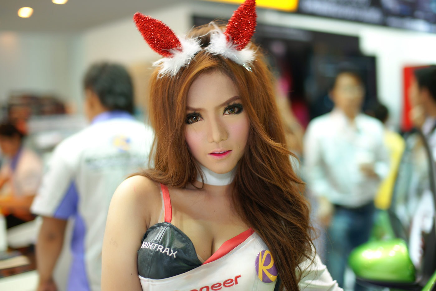 Pretty Thai lady of Pioneer Company, so Sexy 