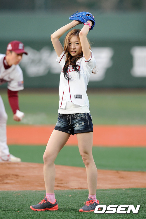 Girl Group Korean Superstar at ballpark Mok 2012, Seoul