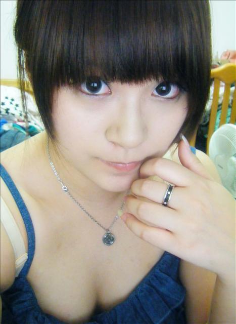 Sasa Akane Cute Student with Her Privacy Self-photo