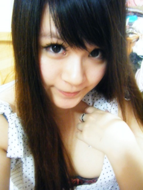 Sasa Akane Cute Student with Her Privacy Self-photo