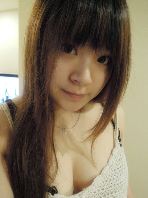 Sasa Akane Cute Student with Her Privacy Self-photo