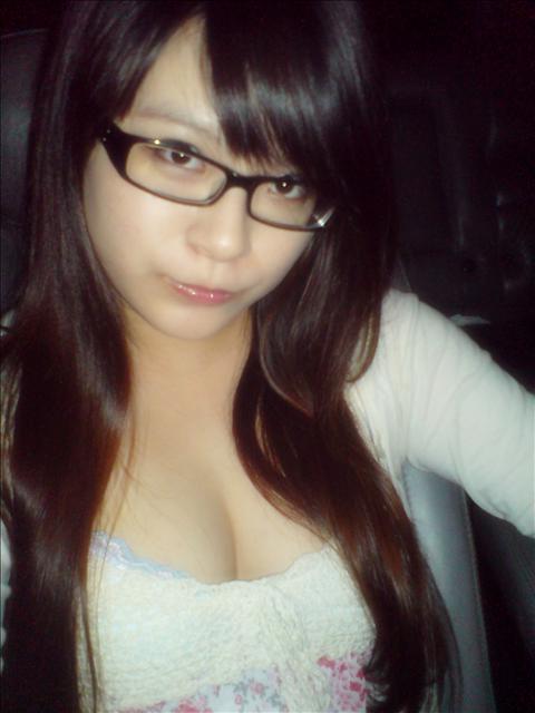 Sasa Akane Cute Student with Her Privacy Self-photo