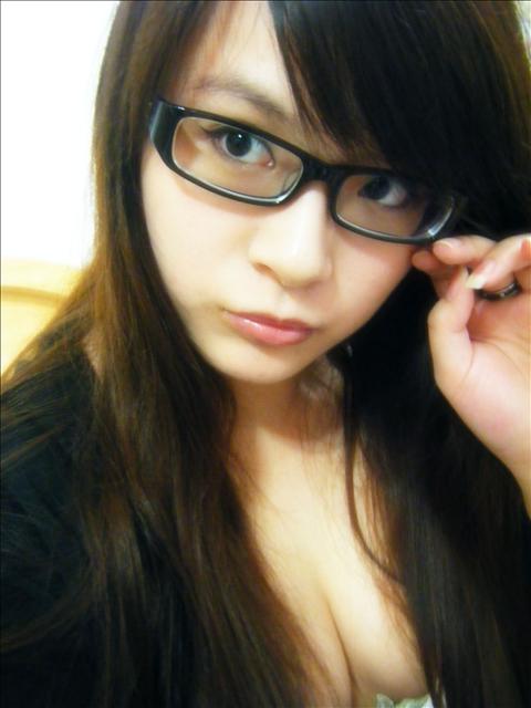 Sasa Akane Cute Student with Her Privacy Self-photo