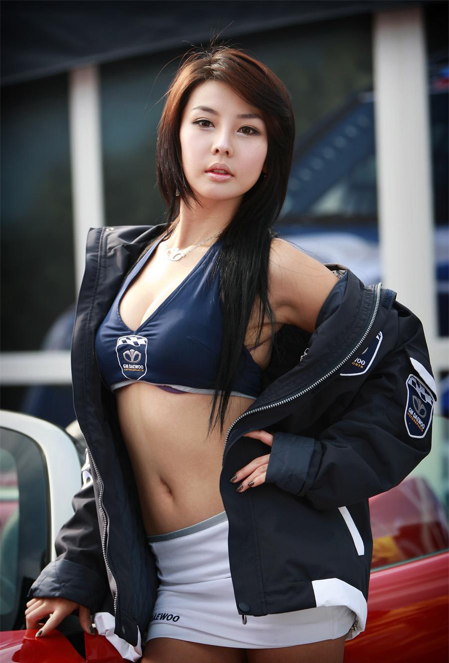 LEE  JI  WOO, beautiful korea model.