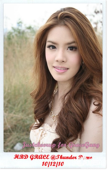 Grace Karnklao Daoysienklao Thai super star.