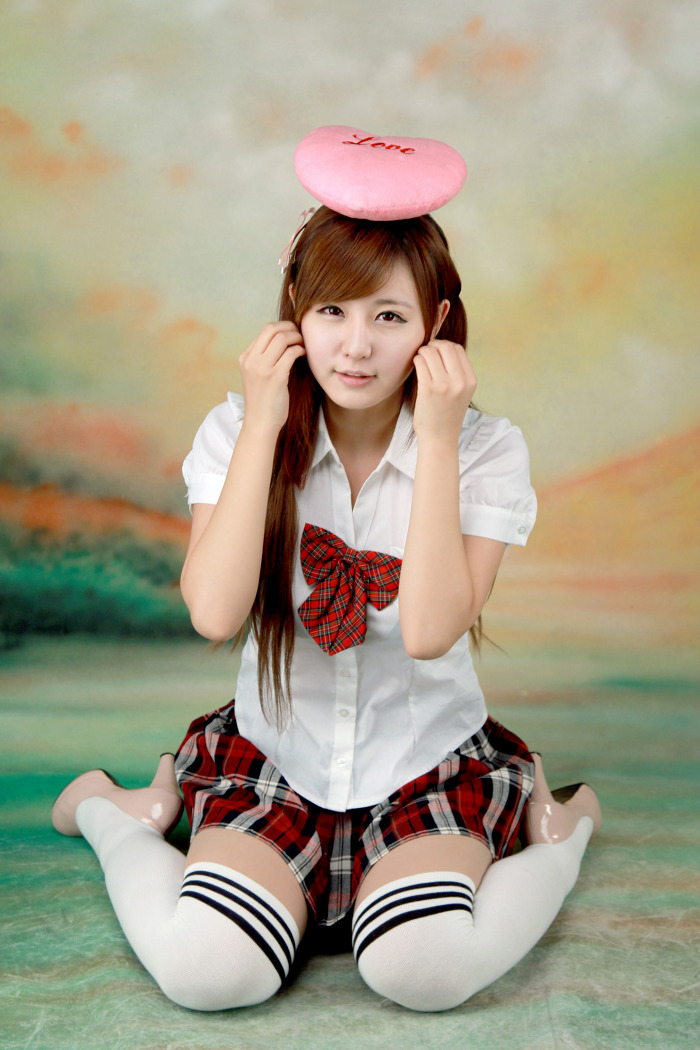 Ryu Ji Hye Korean Model in Student uniform