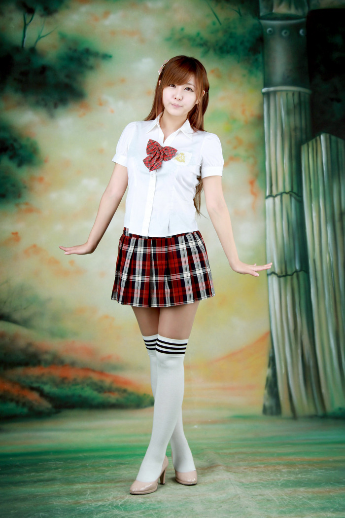 Ryu Ji Hye Korean Model in Student uniform