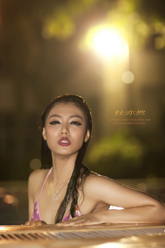 Du Yi Ran (Britney Du) Chinese lady model so Hottest and Sexy